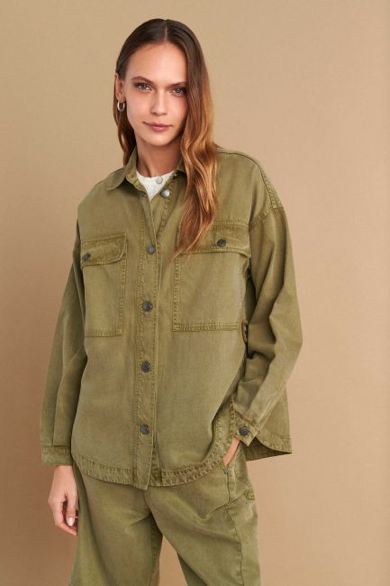 Embroidered-back cargo style overshirt - Khaki