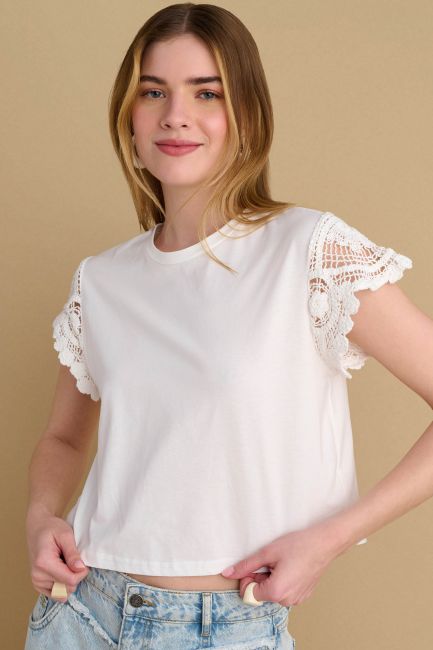 T-shirt with lace sleeves - White