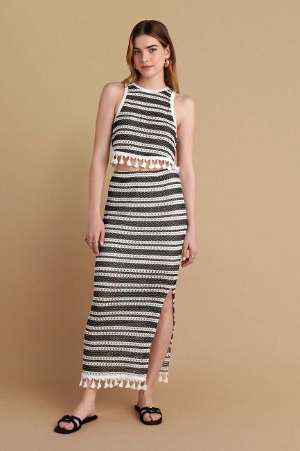 Skirt with perforated weave and fringe - Multicolor